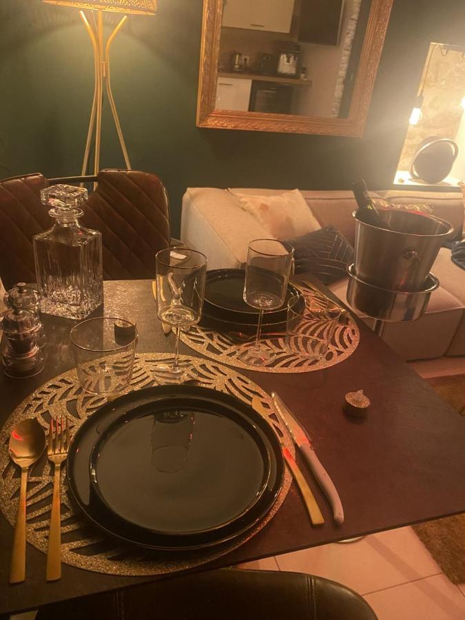 La suite de charme du Mas de la Fontaine de Jonquier avec SPA privatif Séguret Extérieur photo