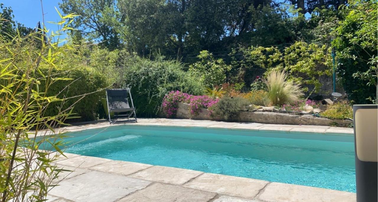 La suite de charme du Mas de la Fontaine de Jonquier avec SPA privatif Séguret Extérieur photo