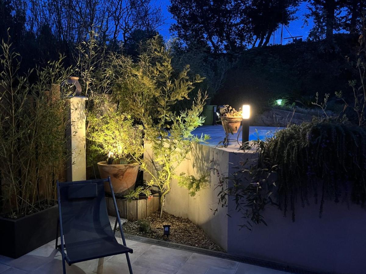 La suite de charme du Mas de la Fontaine de Jonquier avec SPA privatif Séguret Extérieur photo