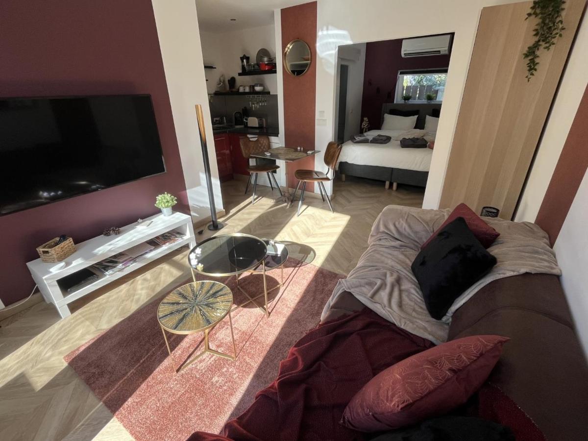 La suite de charme du Mas de la Fontaine de Jonquier avec SPA privatif Séguret Extérieur photo